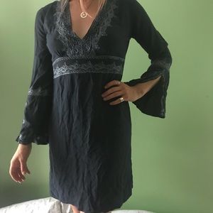 Calypso Embroidered Dress Size Small